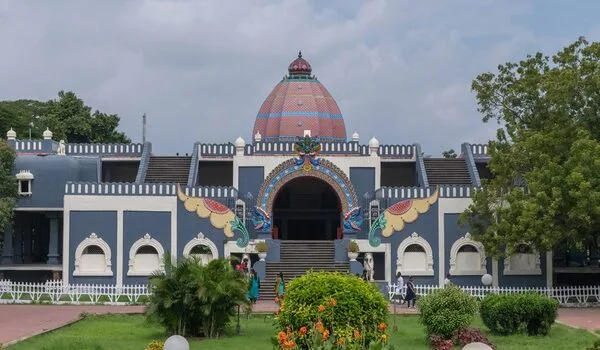 Featured Image of Valluvar Kottam
